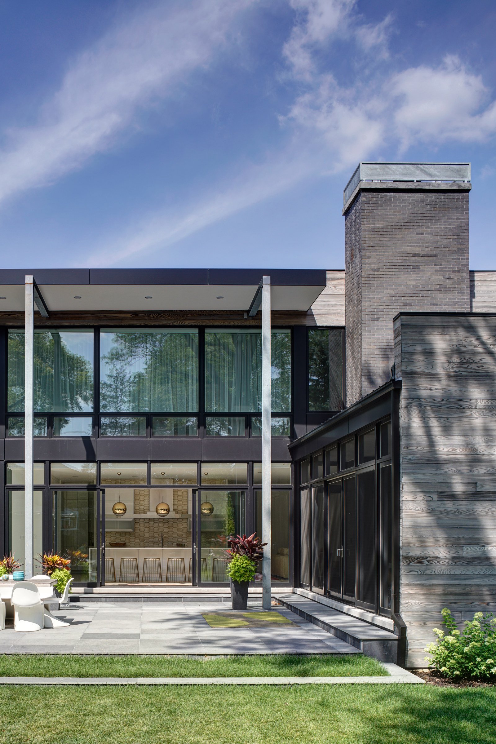 Elmhurst Residence — image 4