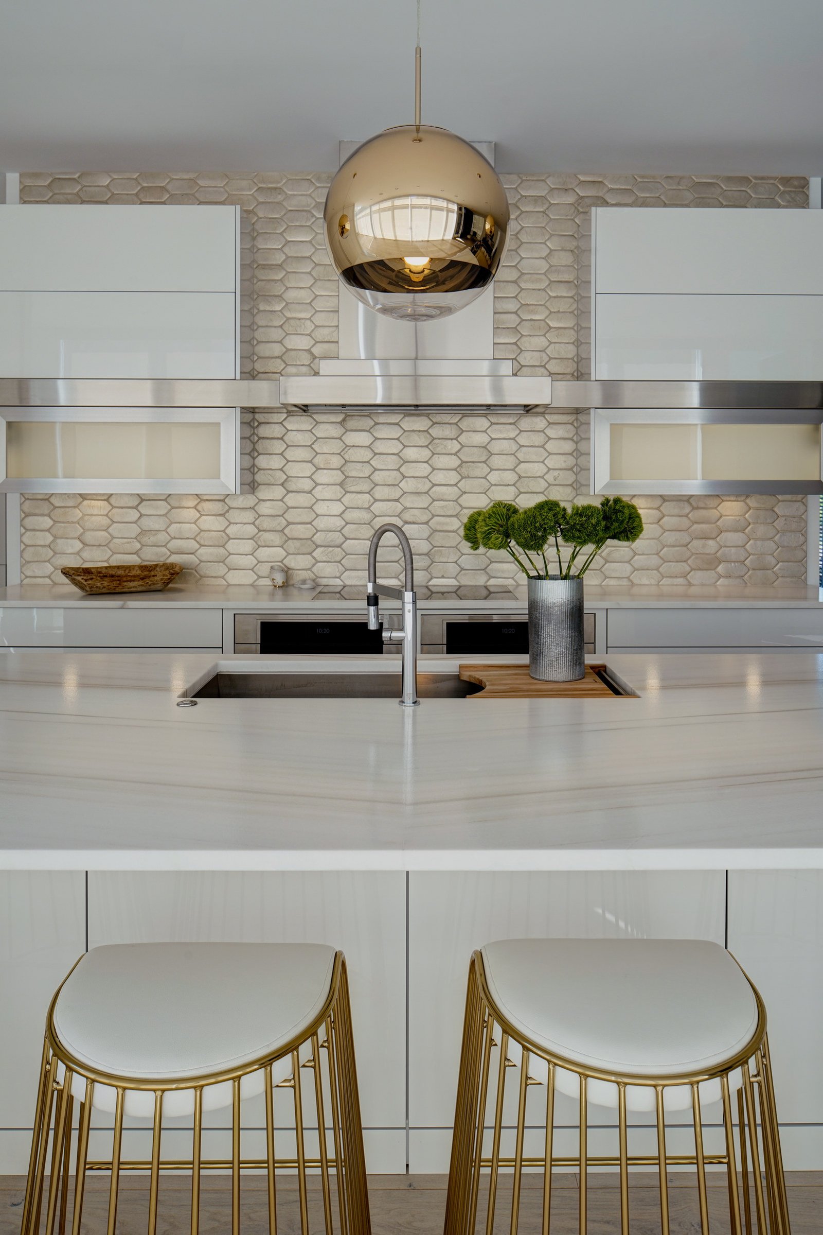 Elmhurst Residence — image 9