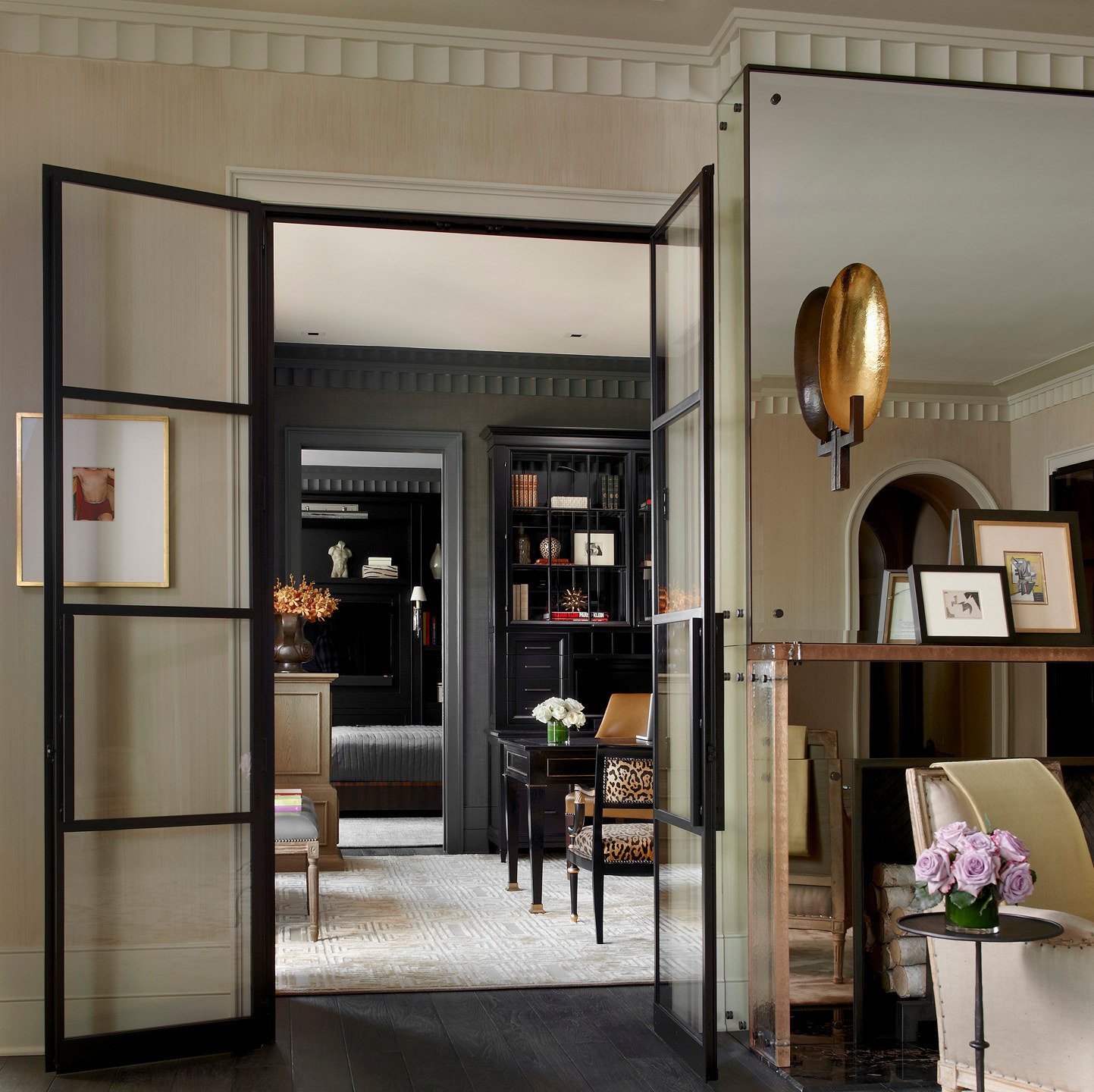 Gold Coast Apartment — image 1