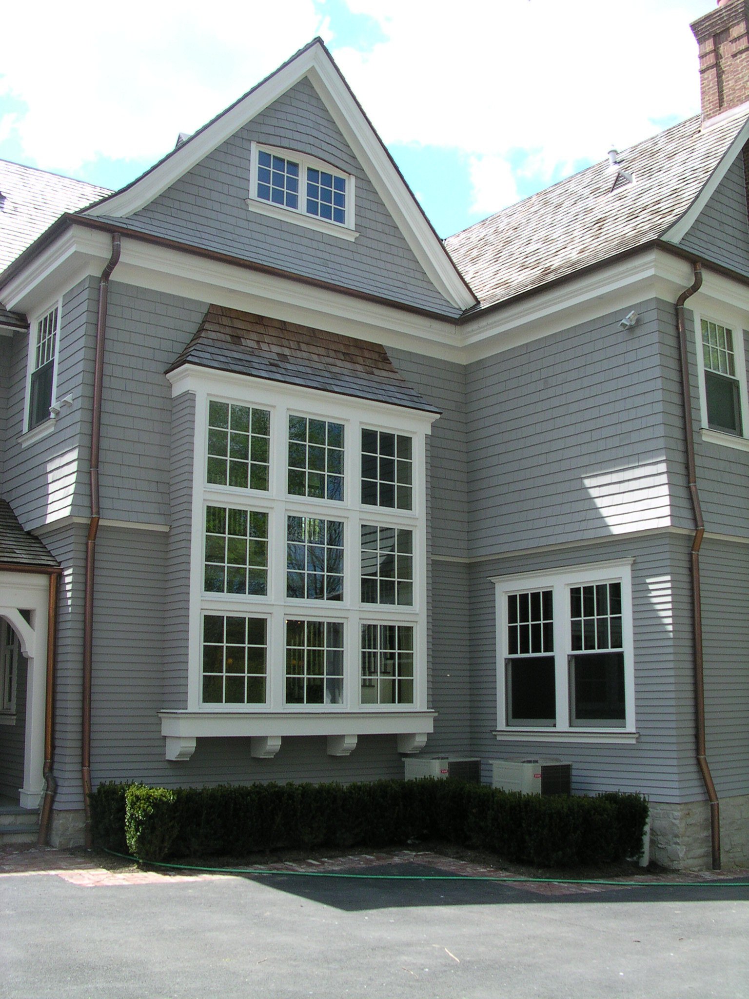 Hinsdale Residence — image 2
