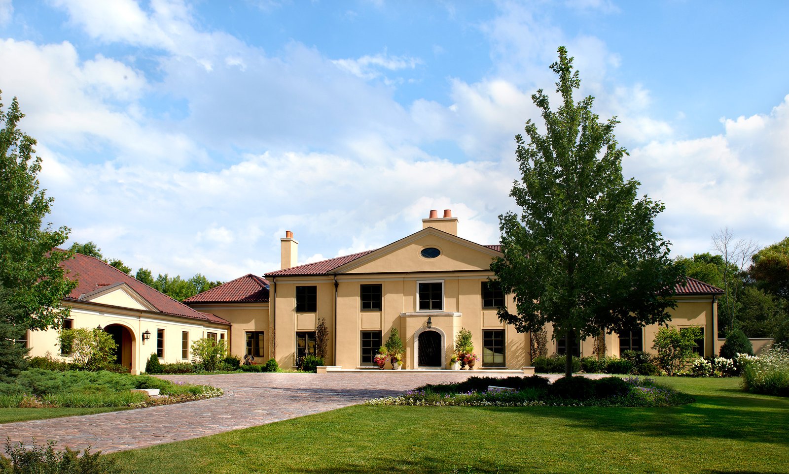 Lake Forest Estate — image 18