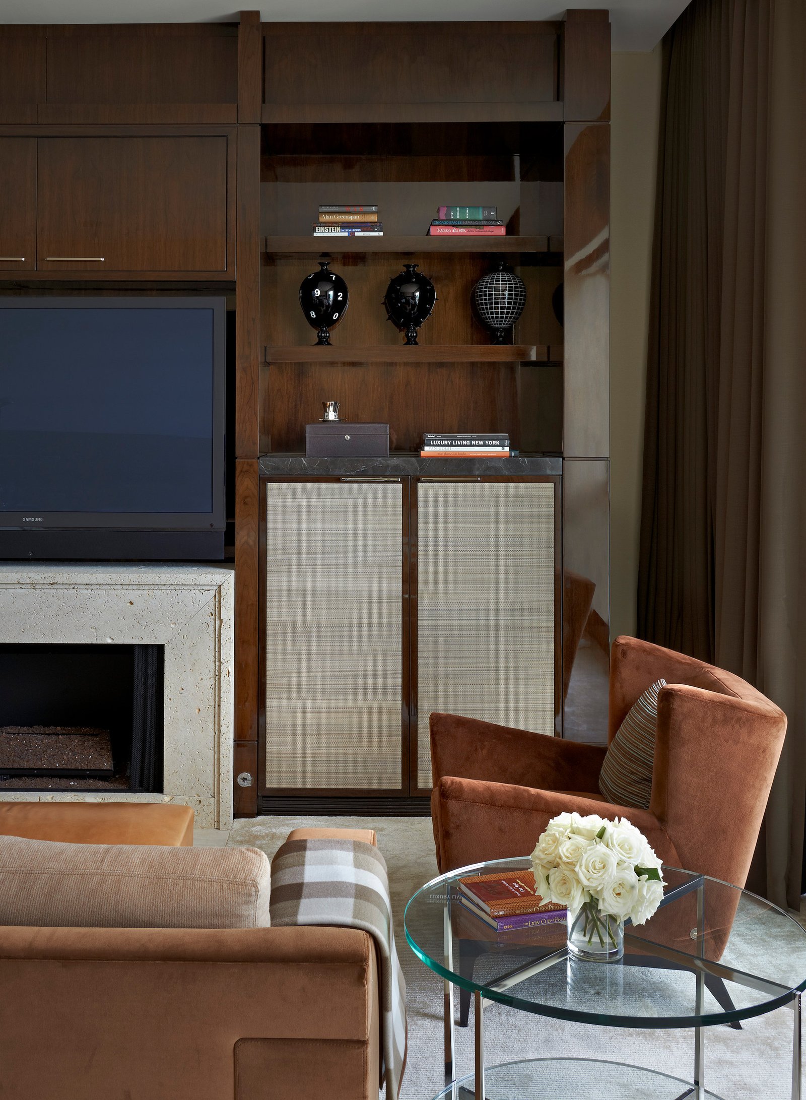 Walton Street Penthouse — image 4